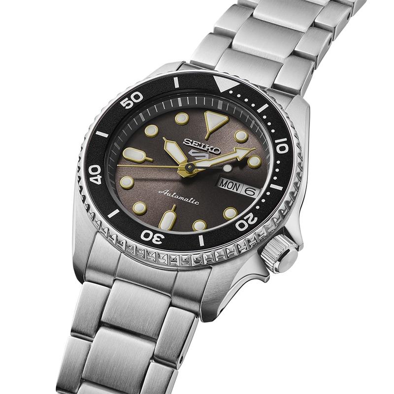 Seiko 5 Sports SKX New Colour Collection ‘Street Stonewash’ Automatic Watch